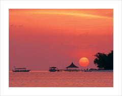 NY142 - Maldives Island - Red Sun, 11 x 14